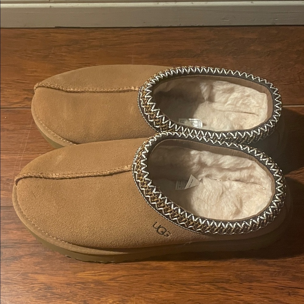 UGG TASMAN Chestnut Suede Slippers with Plush Lining